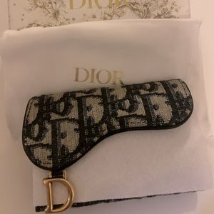 Dior saddle wallet